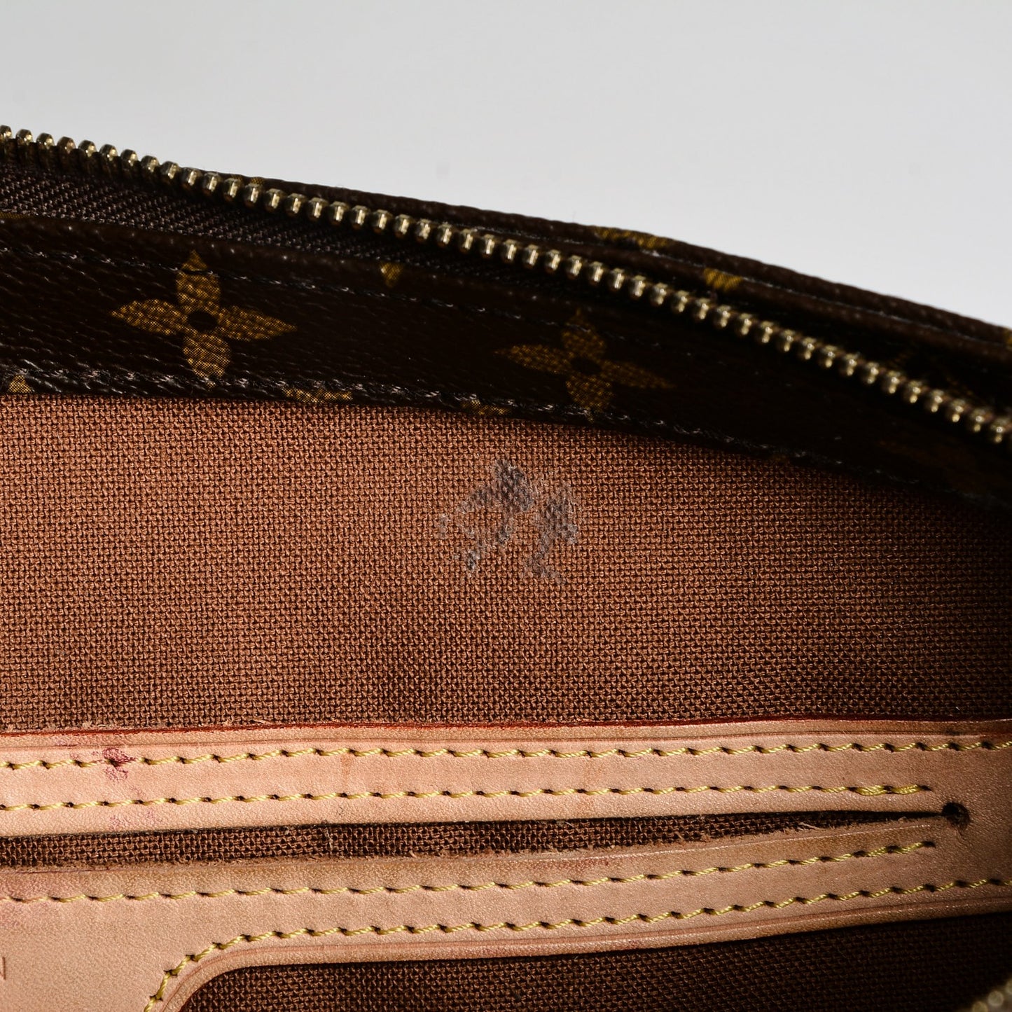 Monogram Cabas Mezzo