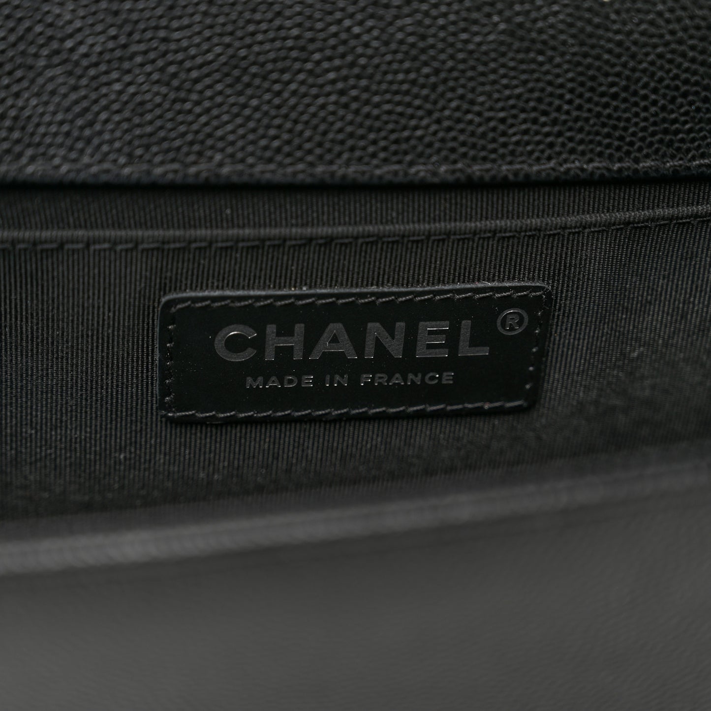 Caviar Quilted Medium Boy Flap Black