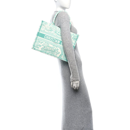 Christian Dior Canvas Embroidered Medium Dioriviera Toile De Jouy Book Tote Aquamarina 2 of 9