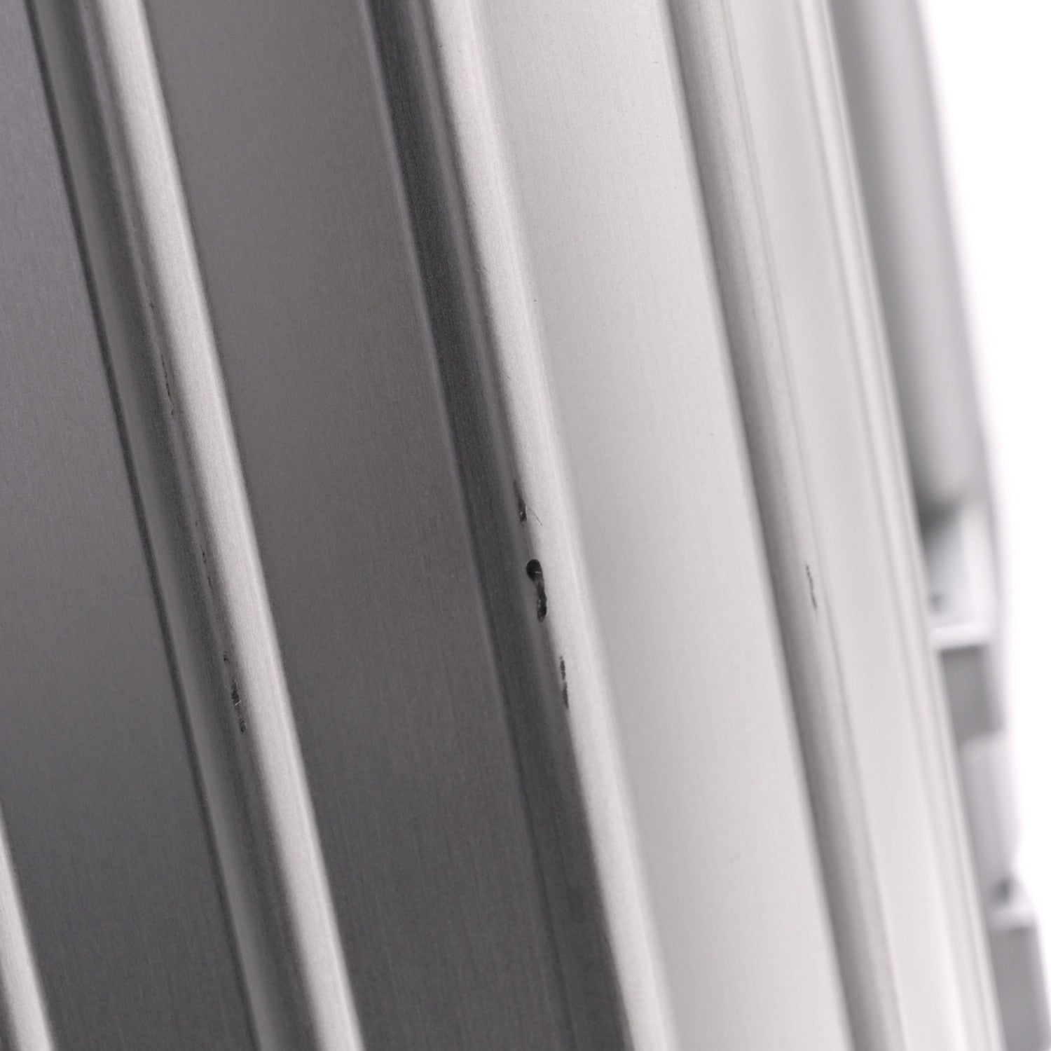 Rimowa Aluminum Original Cabin Silver 9 of 13