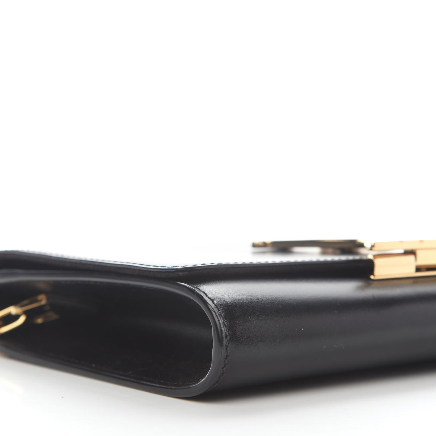 Calfskin Chain Louise GM Black