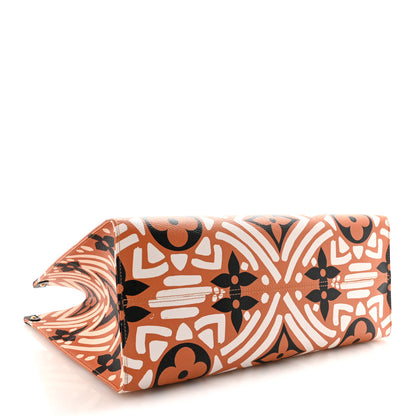 Louis Vuitton Monogram Giant Crafty Onthego GM Crème Caramel 4 of 9