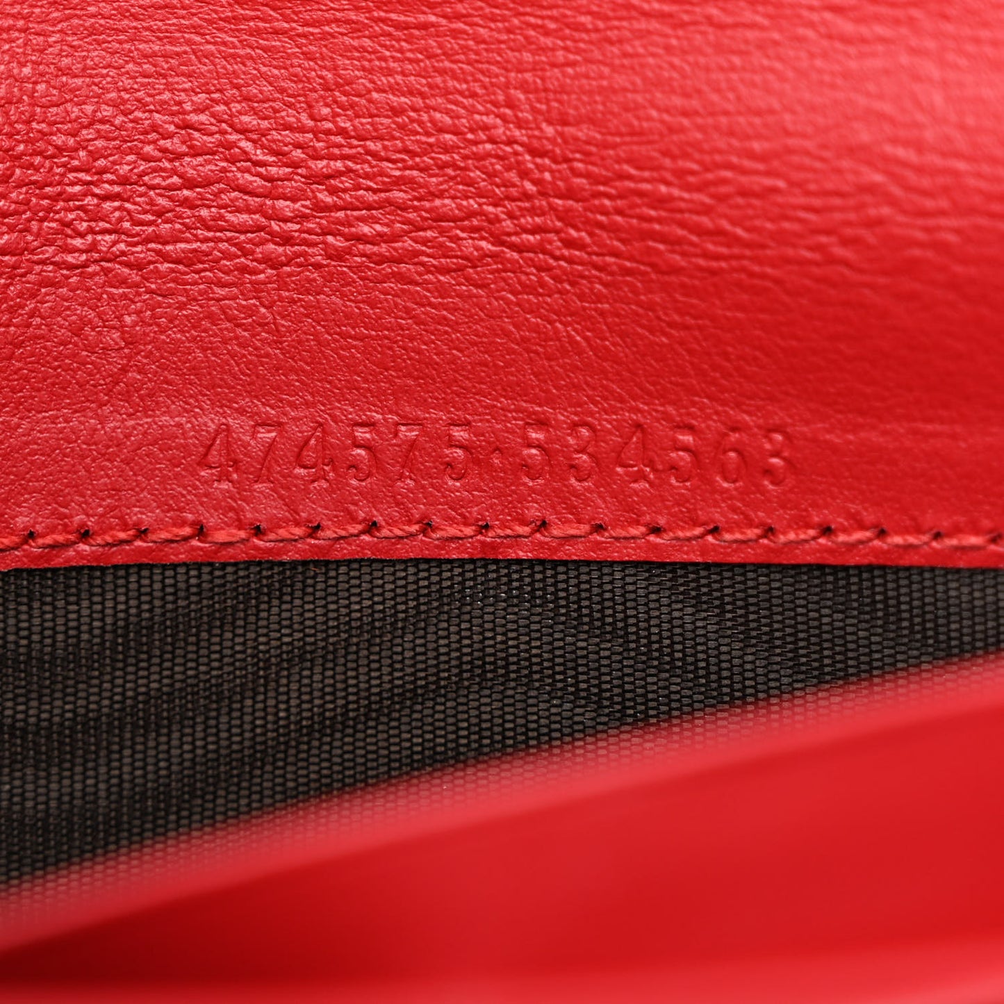Calfskin Matelasse GG Marmont Chain Wallet Hibiscus Red