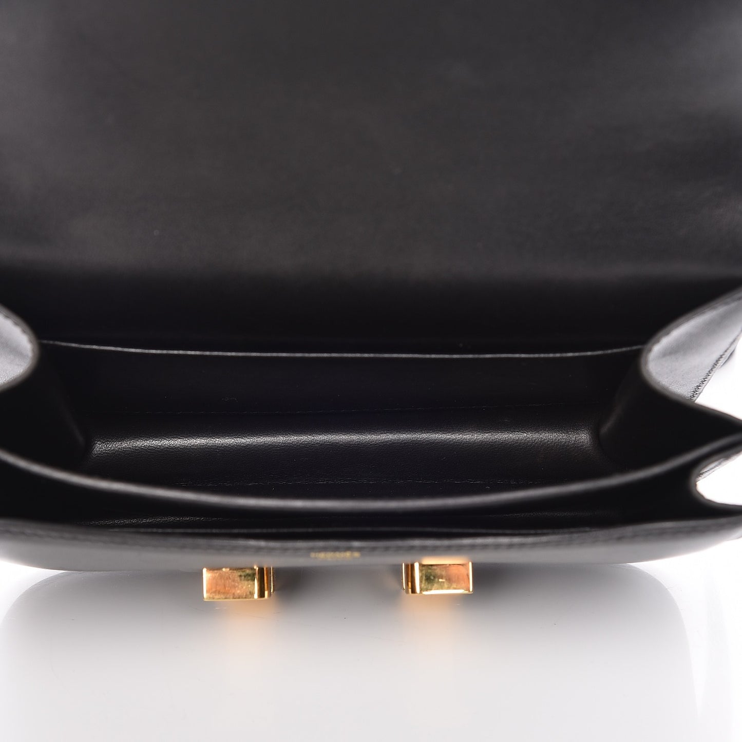 Tadelakt Constance 18 Black