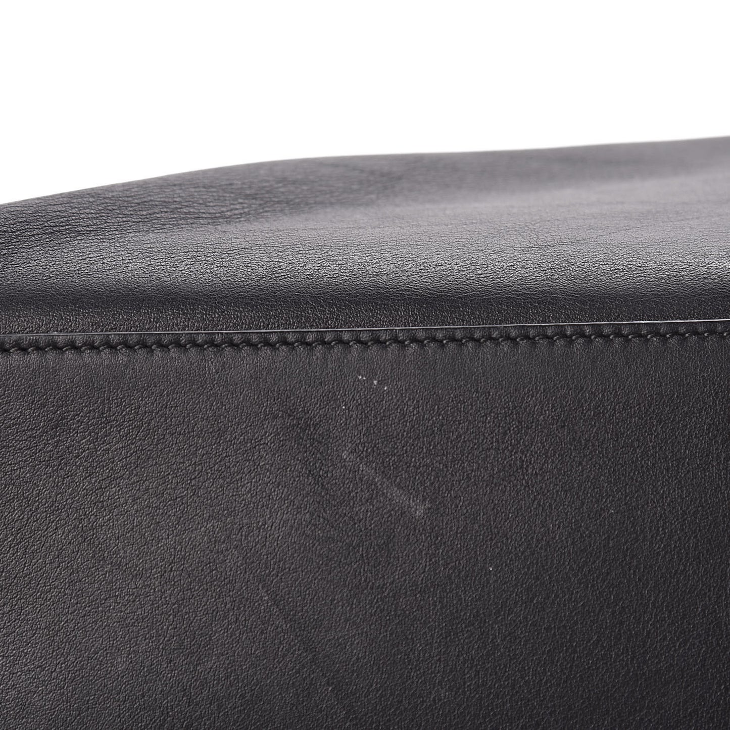 Calfskin Medium Classic Y Cabas Black