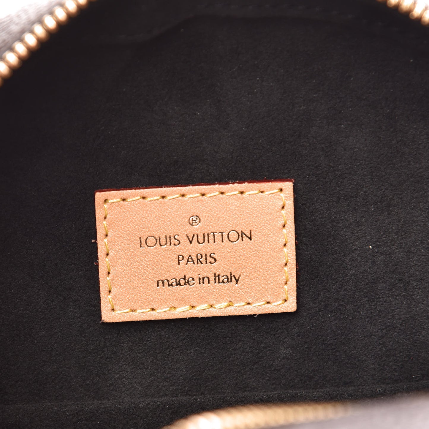 Reverse Monogram Giant Boite Chapeau Souple