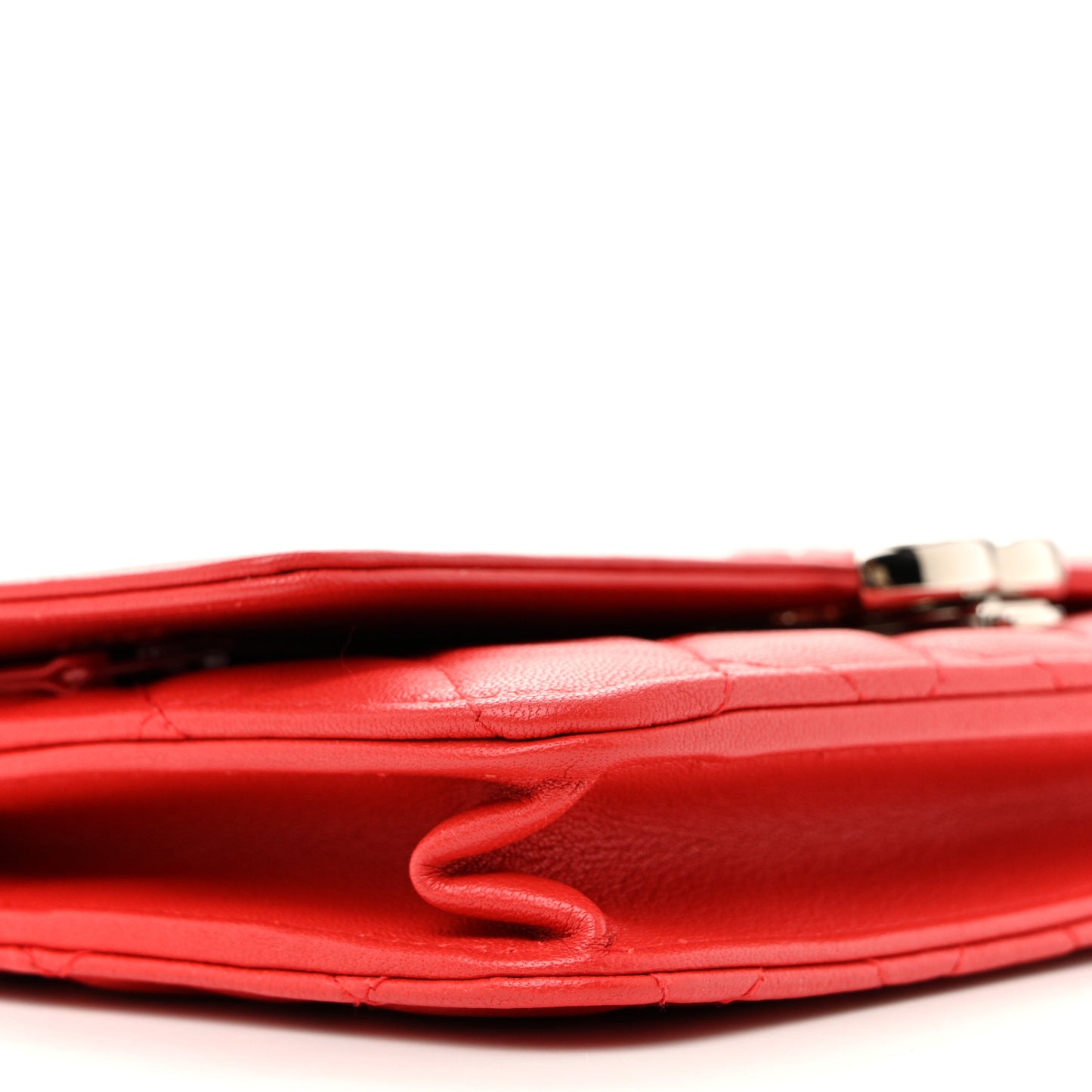 Grained Calfskin Quilted CC Box Wallet On Chain WOC Red
