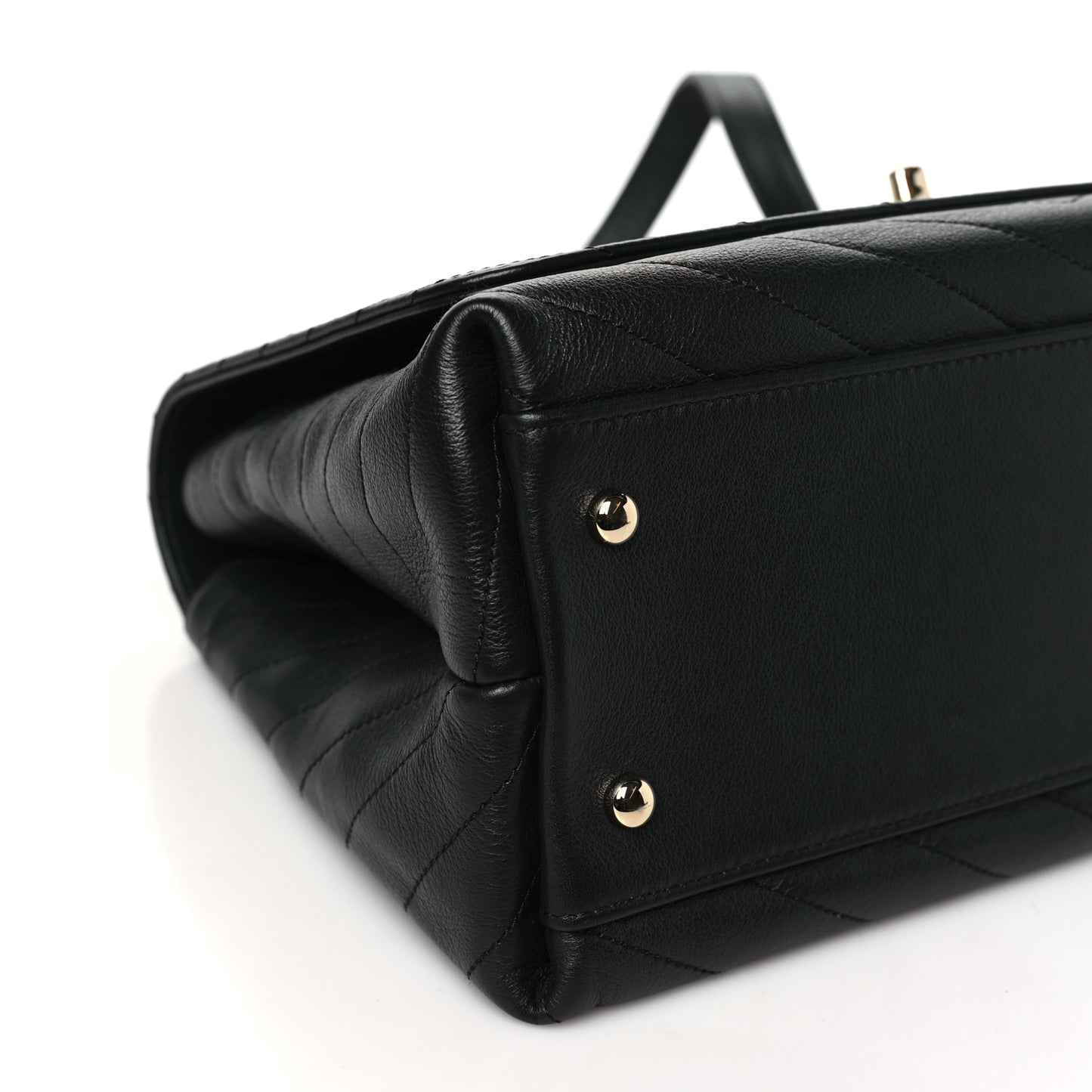 Grained Calfskin Small Chevron Chic Top Handle Flap Black