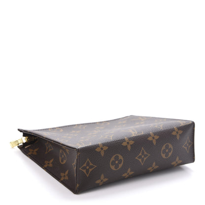 Louis Vuitton Monogram Toiletry Pouch 19 4 of 10