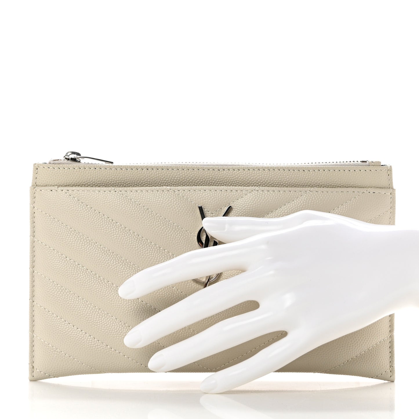 Grain De Poudre Matelasse Chevron Monogram Bill Pouch Blanc Vintage