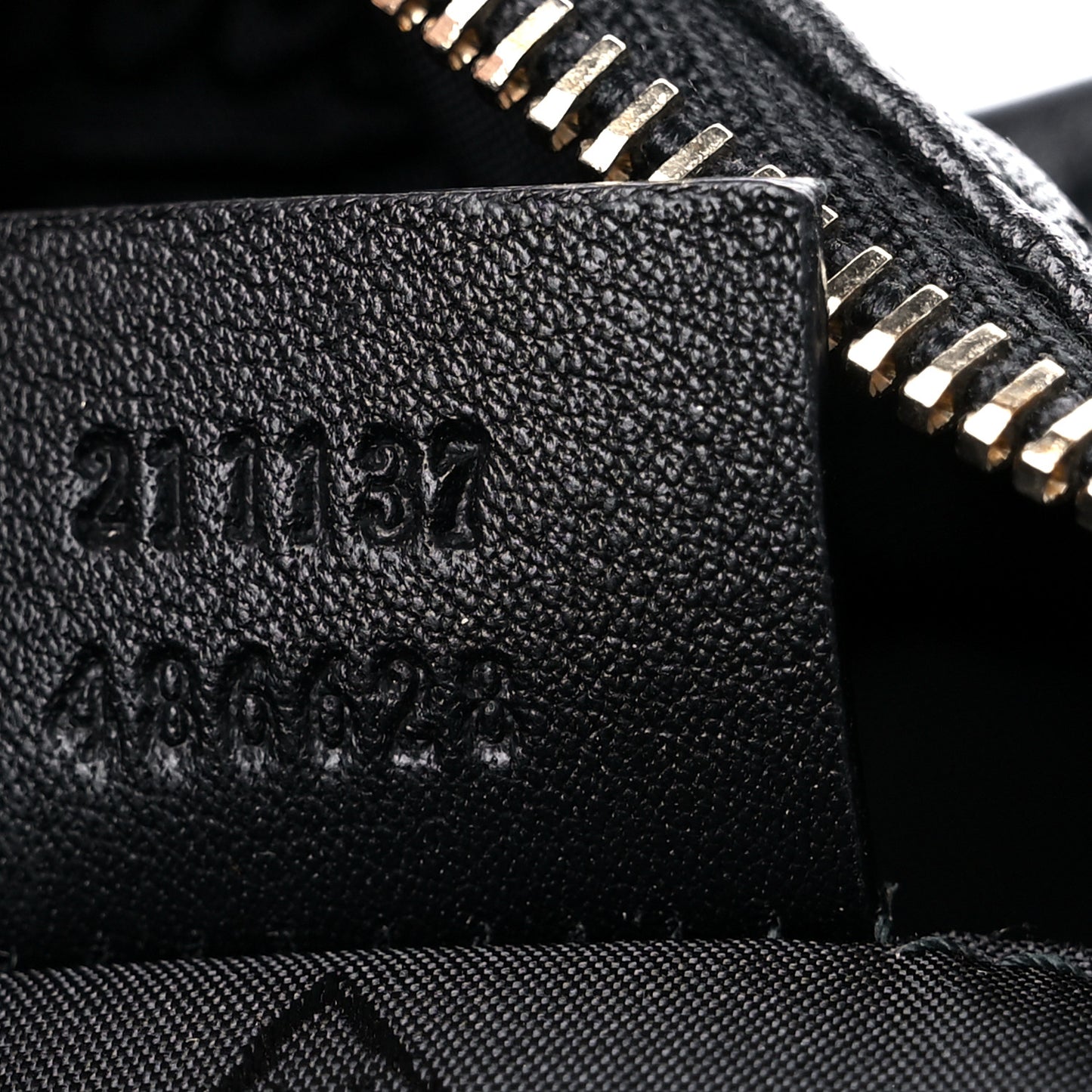 Guccissima Medium Zippered Shopping Tote Black