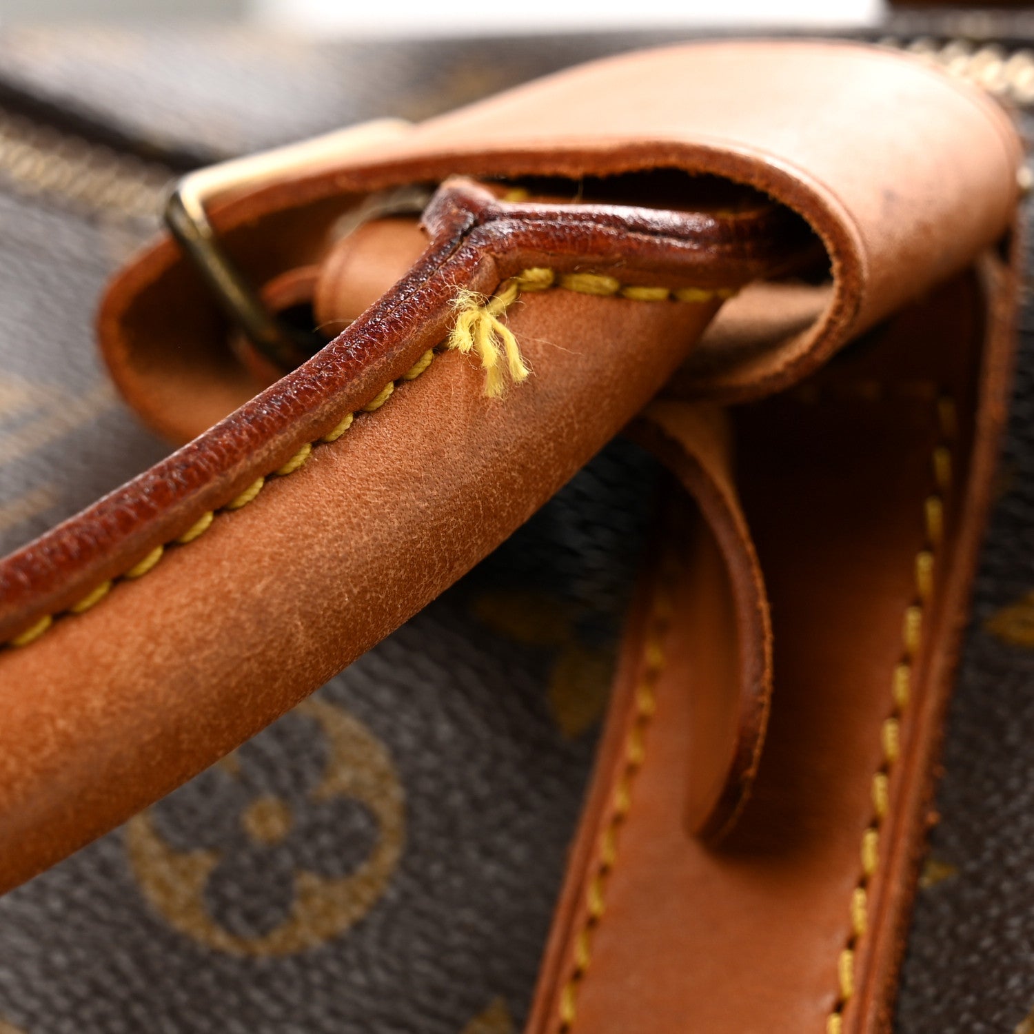Louis Vuitton Monogram Keepall 60 15 of 16