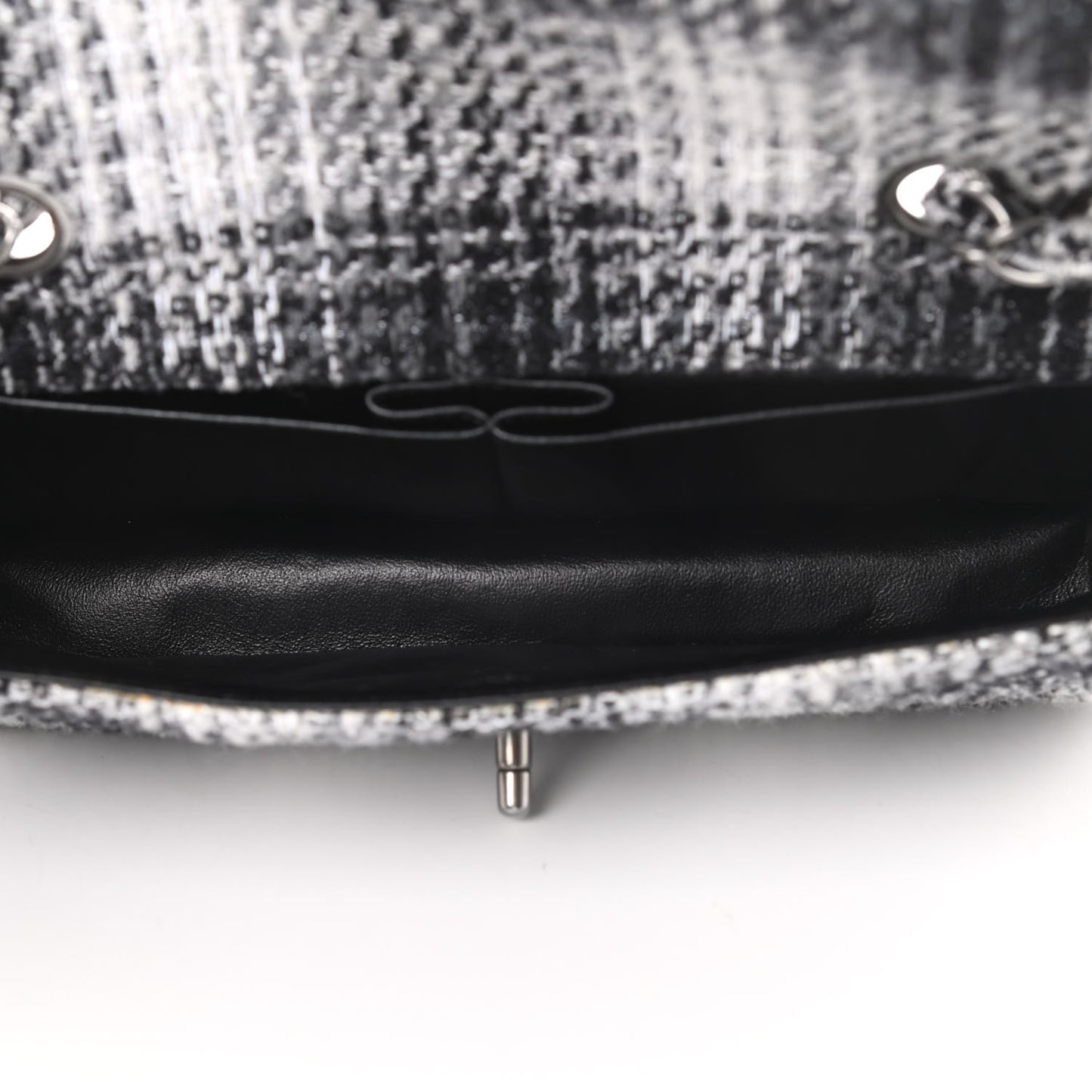 Tweed East West Flap Black White