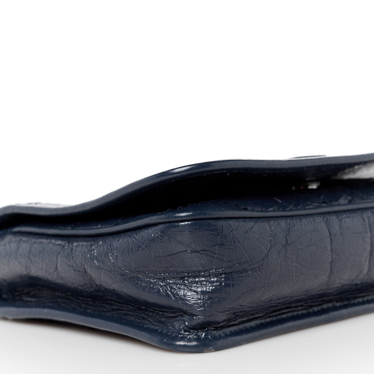 Saint Laurent Crinkled Calfskin Matelasse Monogram Niki Chain Wallet Fog 9 of 12