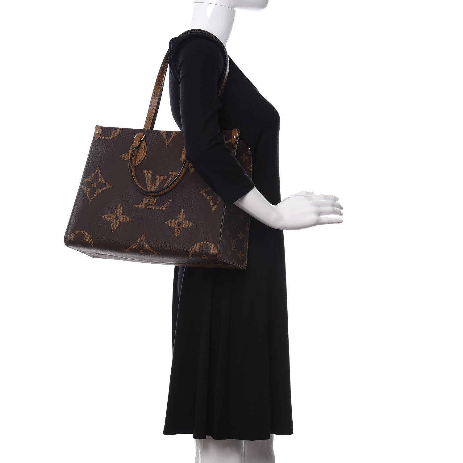 Louis Vuitton Reverse Monogram Giant Onthego MM 2 of 9