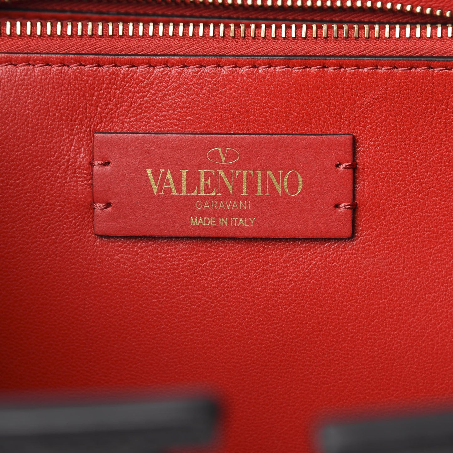 Calfskin Large Vlogo Tote Black