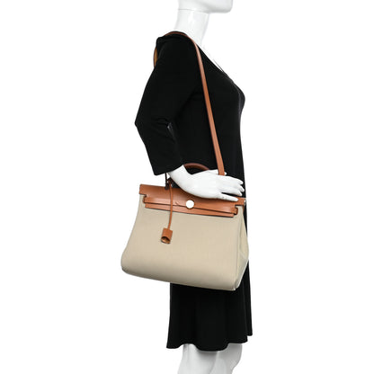 Hermes Military Toile Vache Hunter Herbag Zip Retourne 31 PM Beton Naturel 2 of 12