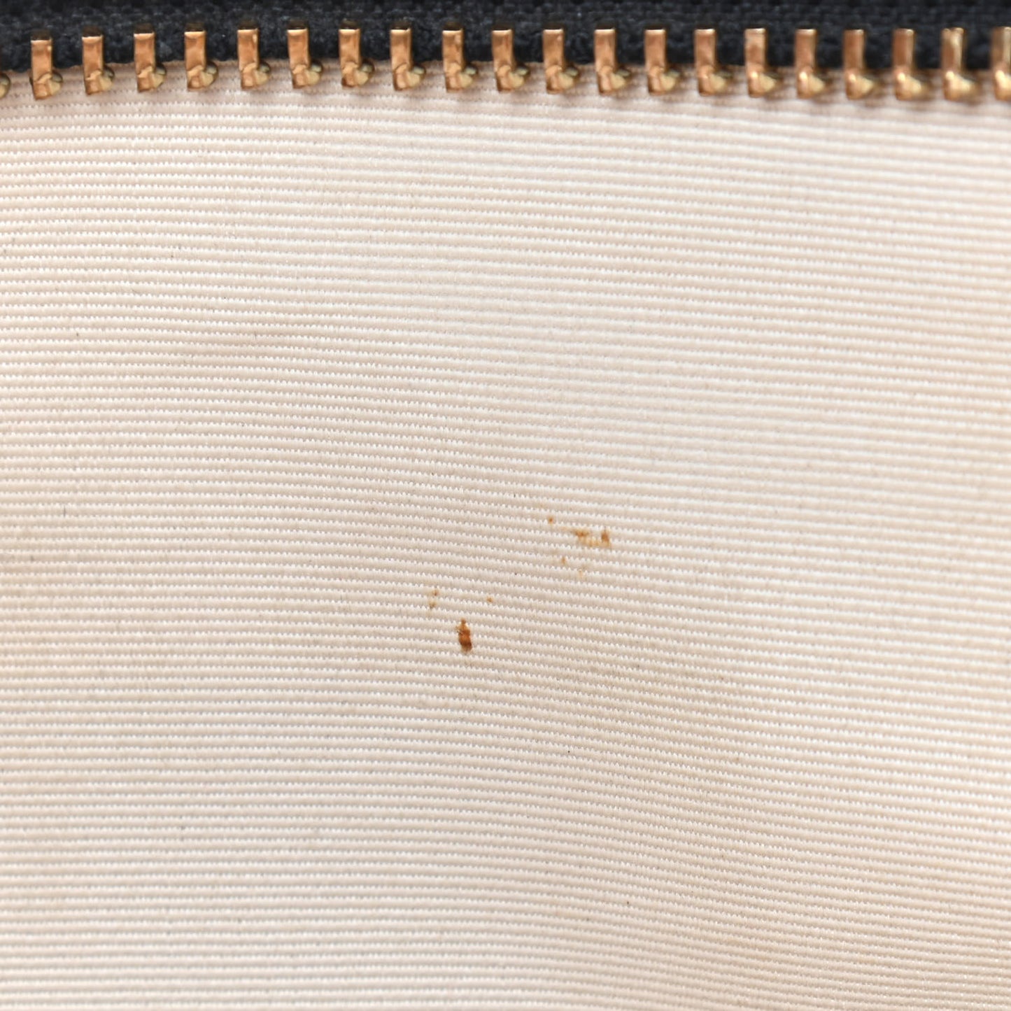 Natural Grain Calfskin Quilted The Softshot 21 Bag Blush