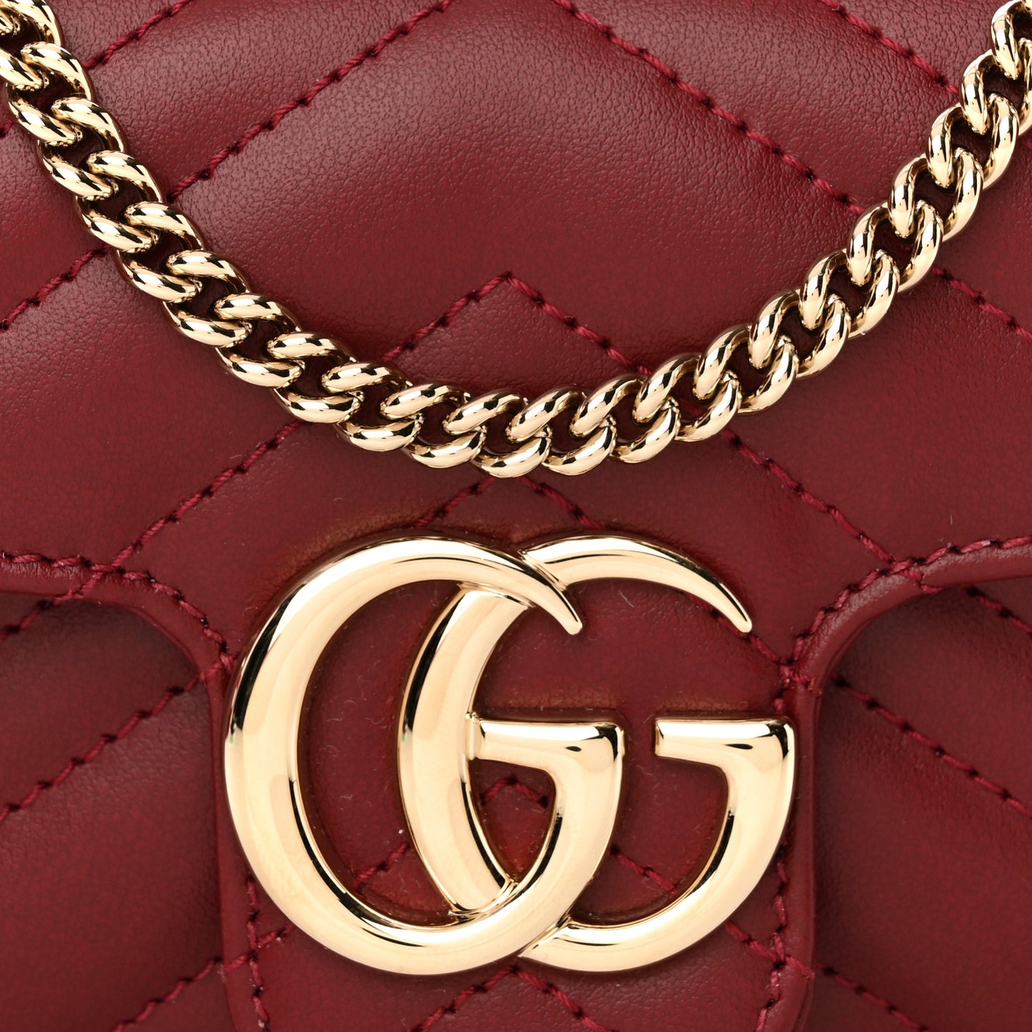 Calfskin Matelasse Super Mini GG Marmont Shoulder Bag Rosso Ancora