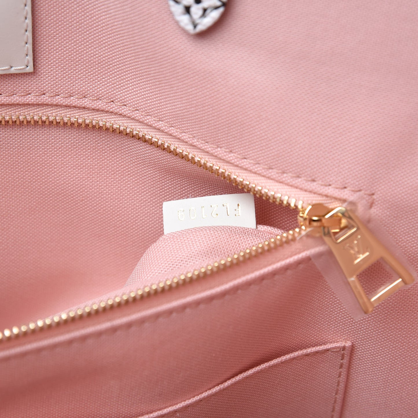 Monogram Giant Onthego GM Rouge Rose