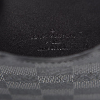 Louis Vuitton Damier Graphite Hardcase iPad Air 2 5 of 6