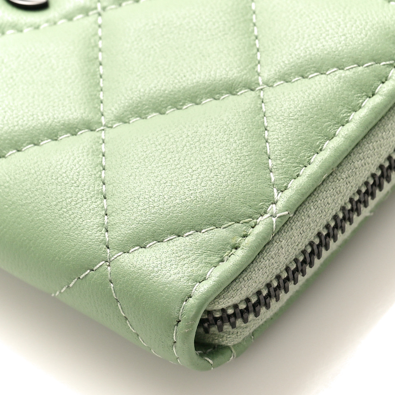Chanel Lambskin Quilted CC Zip Around Card Holder Green 8 of 9