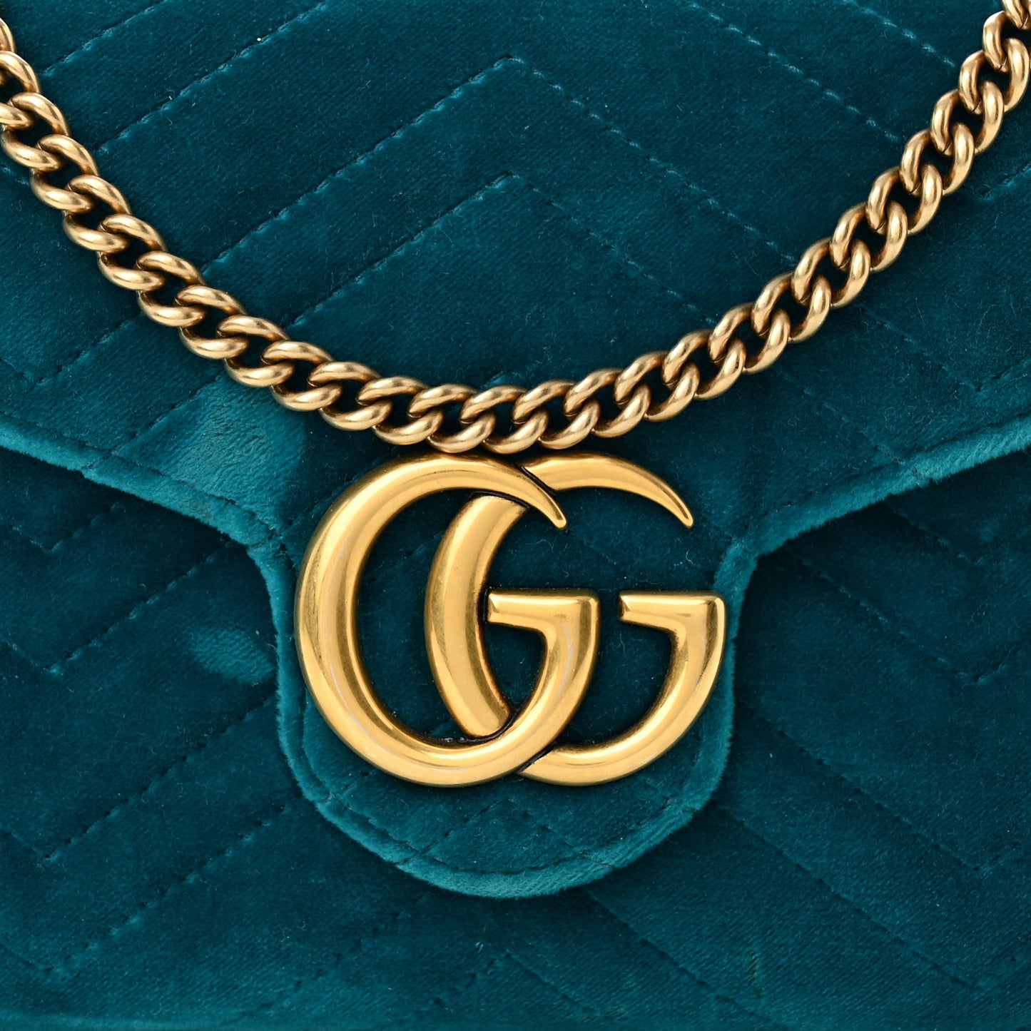 Velvet Matelasse GG Marmont Chain Wallet Pavone Cyan