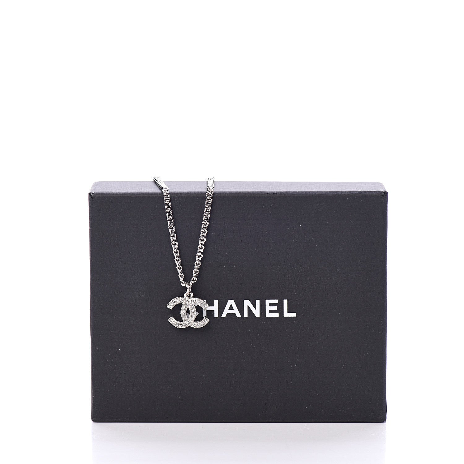 Chanel Crystal Pearl Star CC Necklace Pearly White 5 of 5