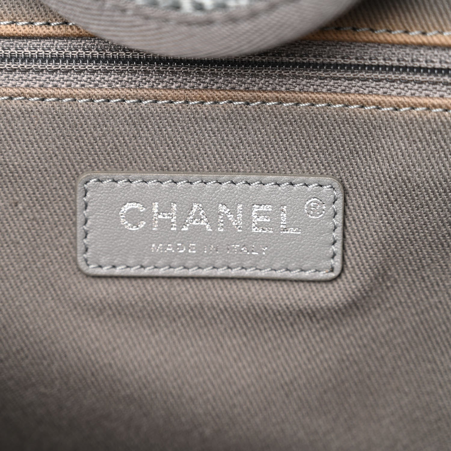 Chanel Woven Straw Raffia Large Deauville Tote Grey 6 of 10