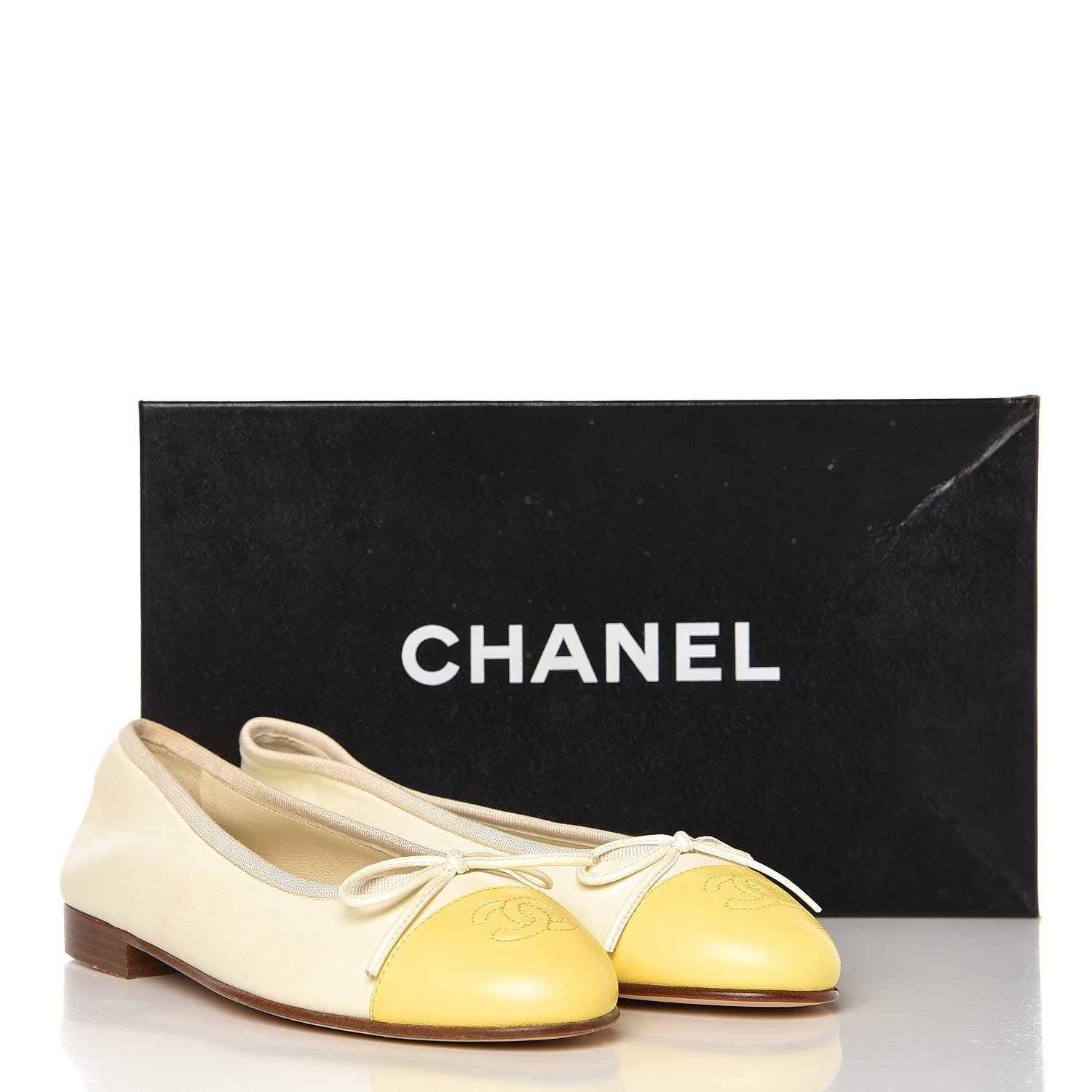 Chanel Lambskin Cap Toe Ballerina Flats 36 White Yellow 10 of 10