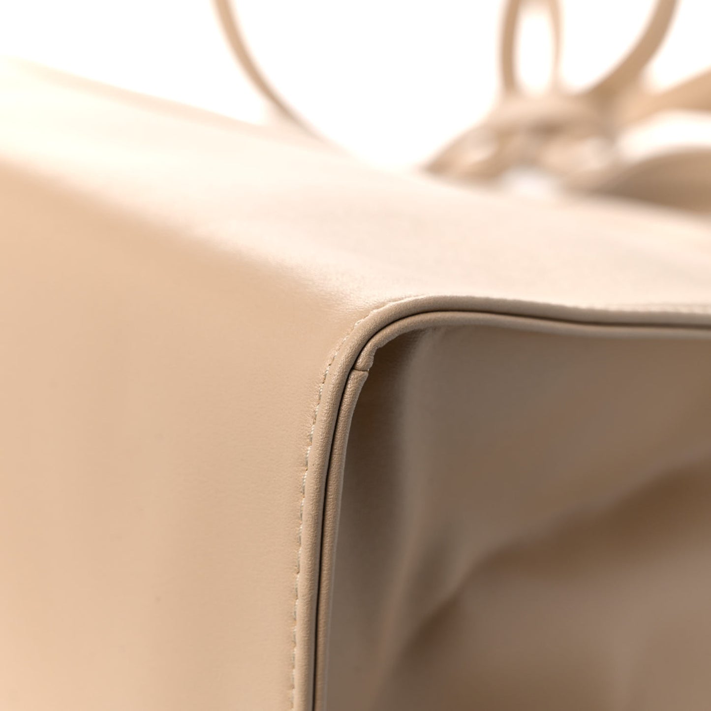 Vegan Leather Medium Shopping Bag Cream