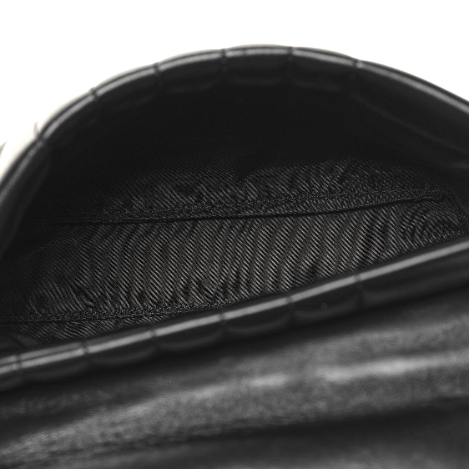 Burberry Lambskin Quilted Mini Lola Bag Black 5 of 9