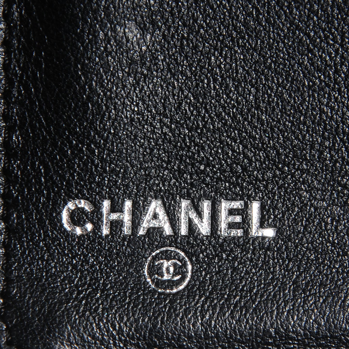 Leather Stitched Yen Wallet Light Beige