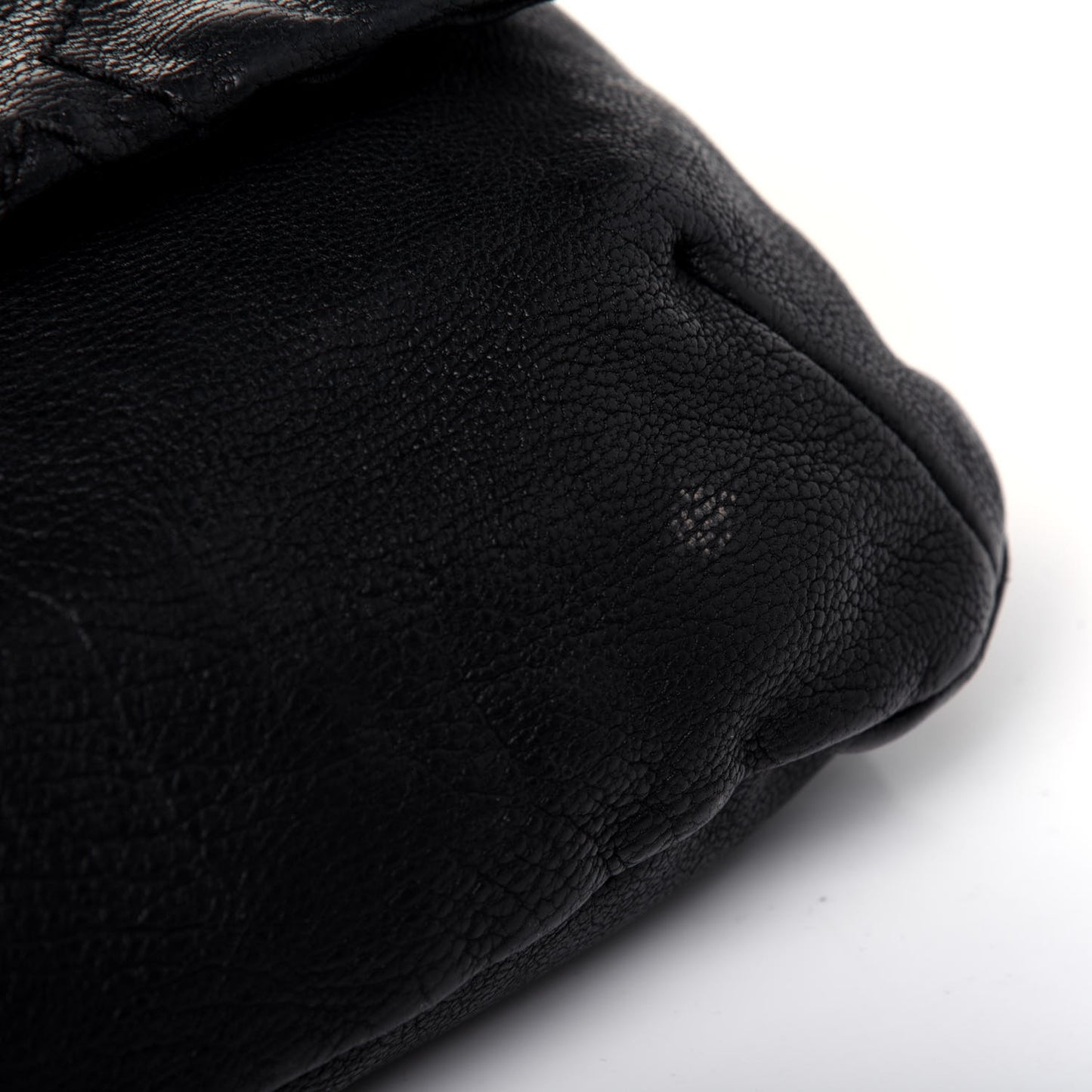 Calfskin Diamond Stitch Large Messenger Black