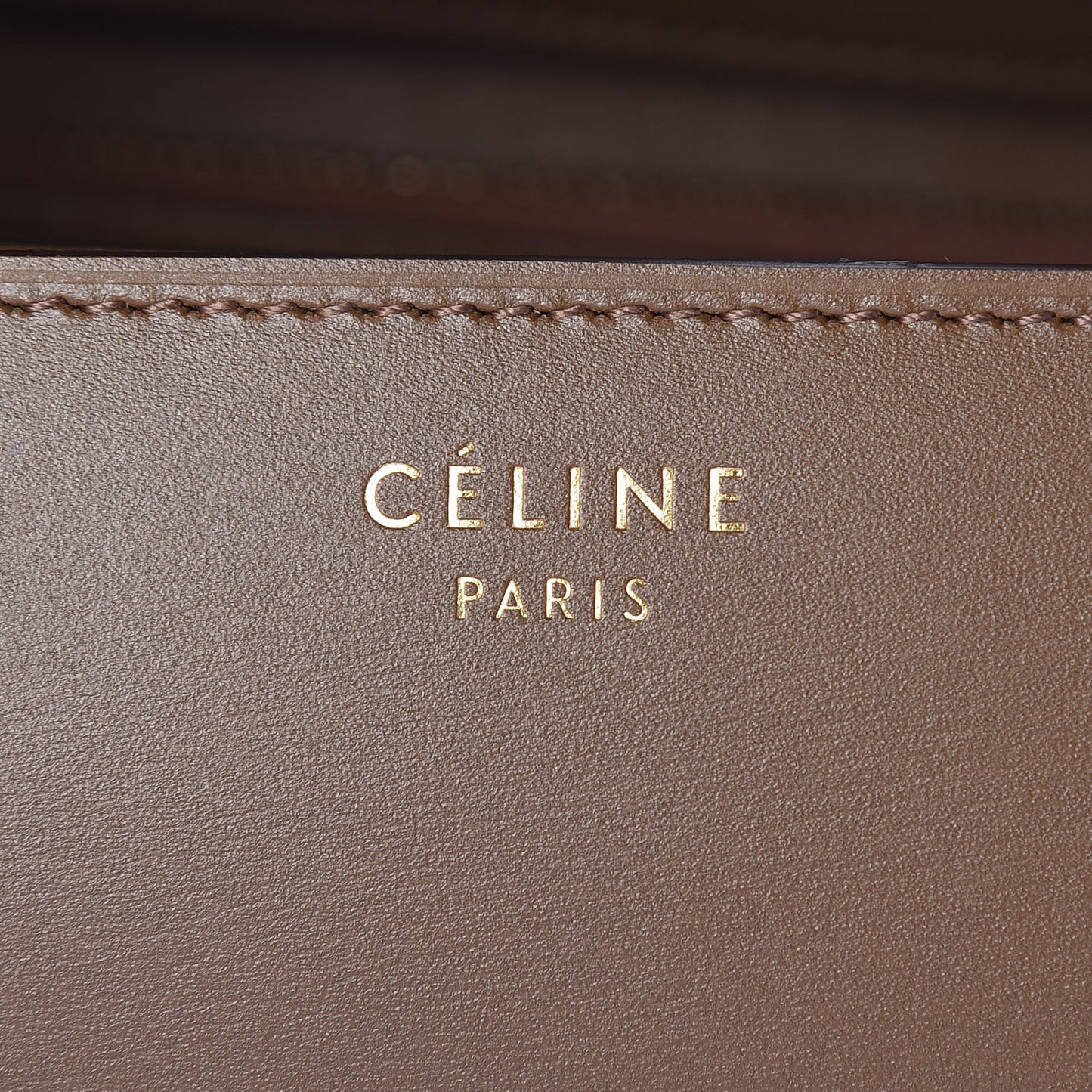 Box Calfskin Medium Classic Box Flap Bag Camel