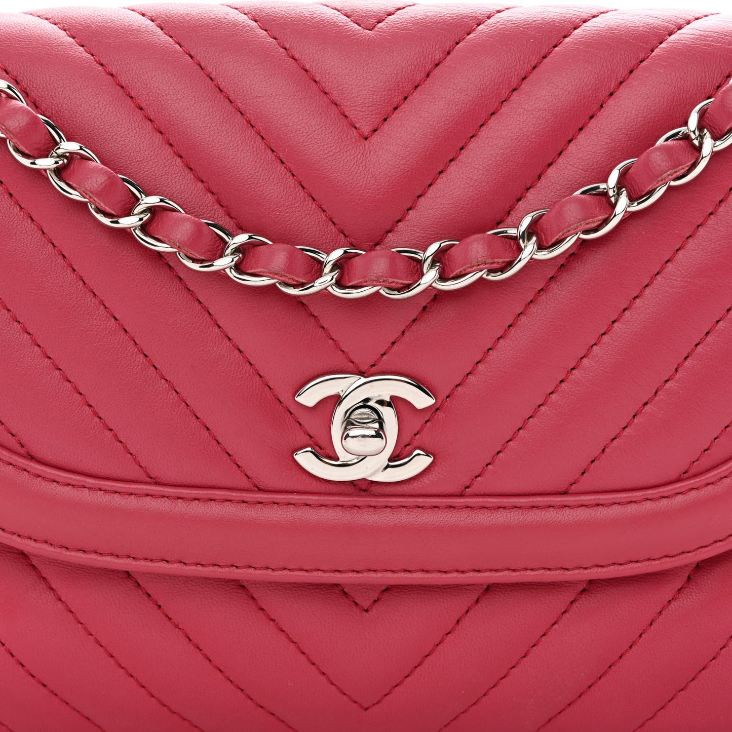 Lambskin Chevron Medium Single Flap Fuchsia