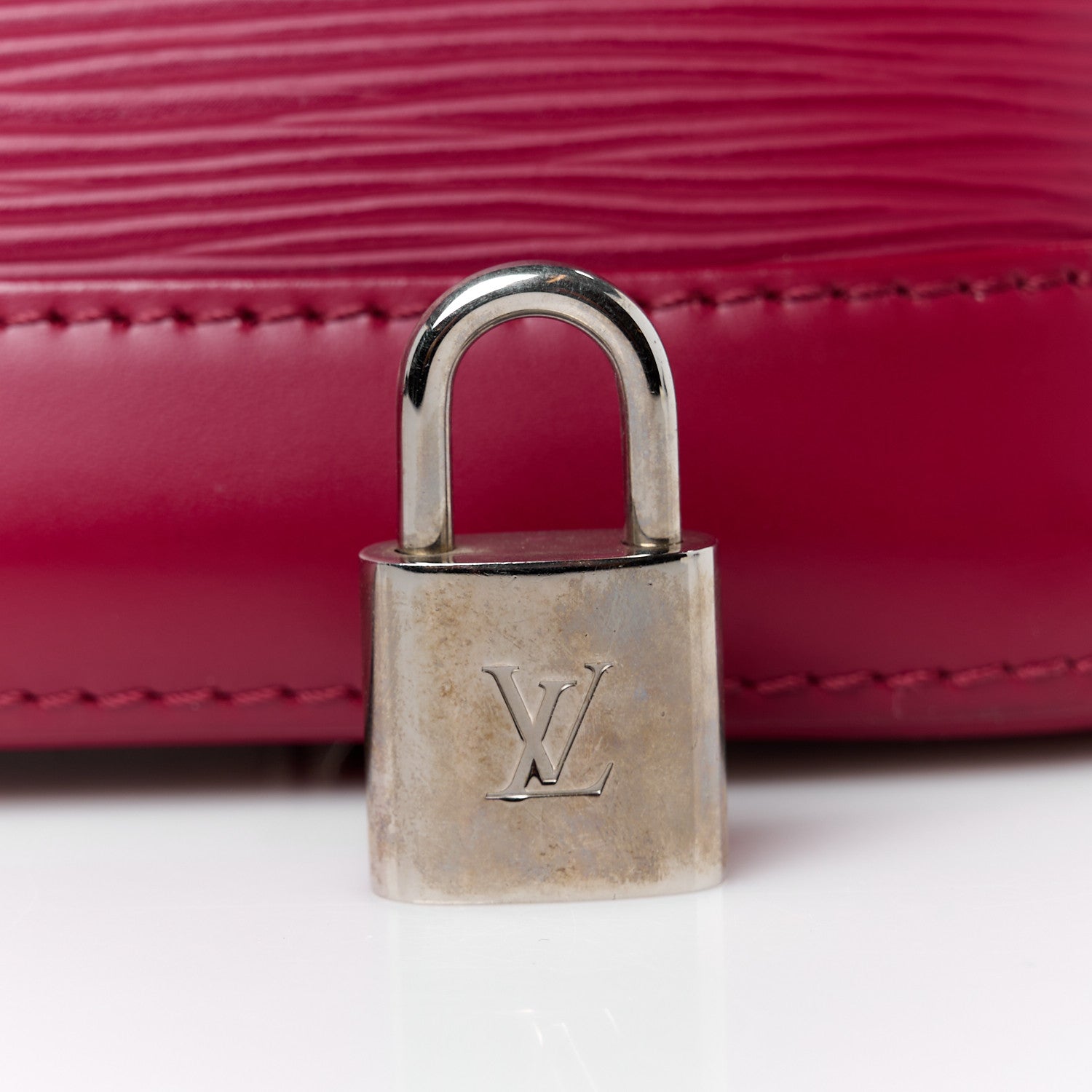 Louis Vuitton Epi Alma PM Fuchsia 8 of 13
