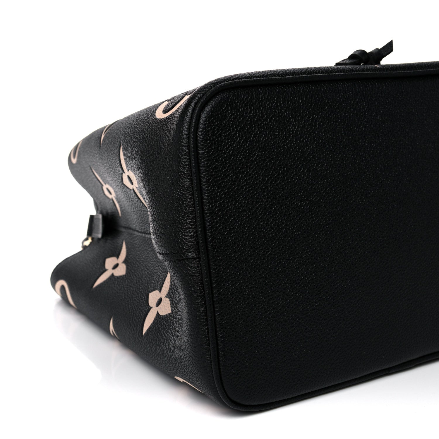 Louis Vuitton Empreinte Monogram Giant Neonoe MM Black Beige 8 of 10