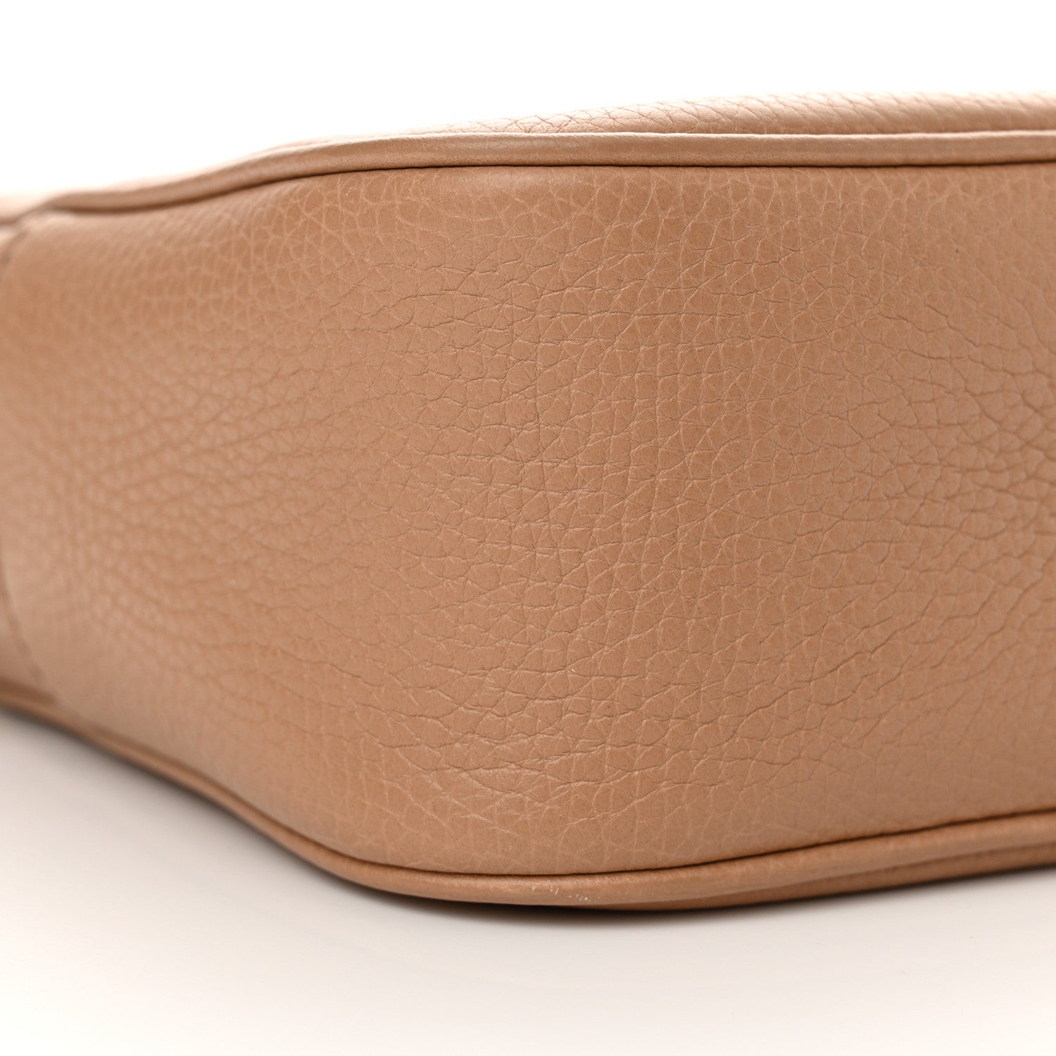 Gucci Pebbled Calfskin Small Soho Disco Bag Camelia 9 of 11