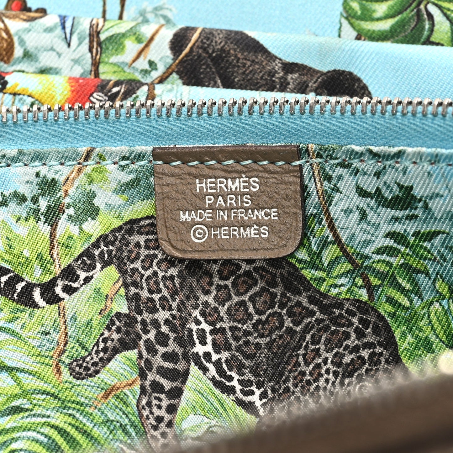 Epsom Silk'In Wallet Etoupe