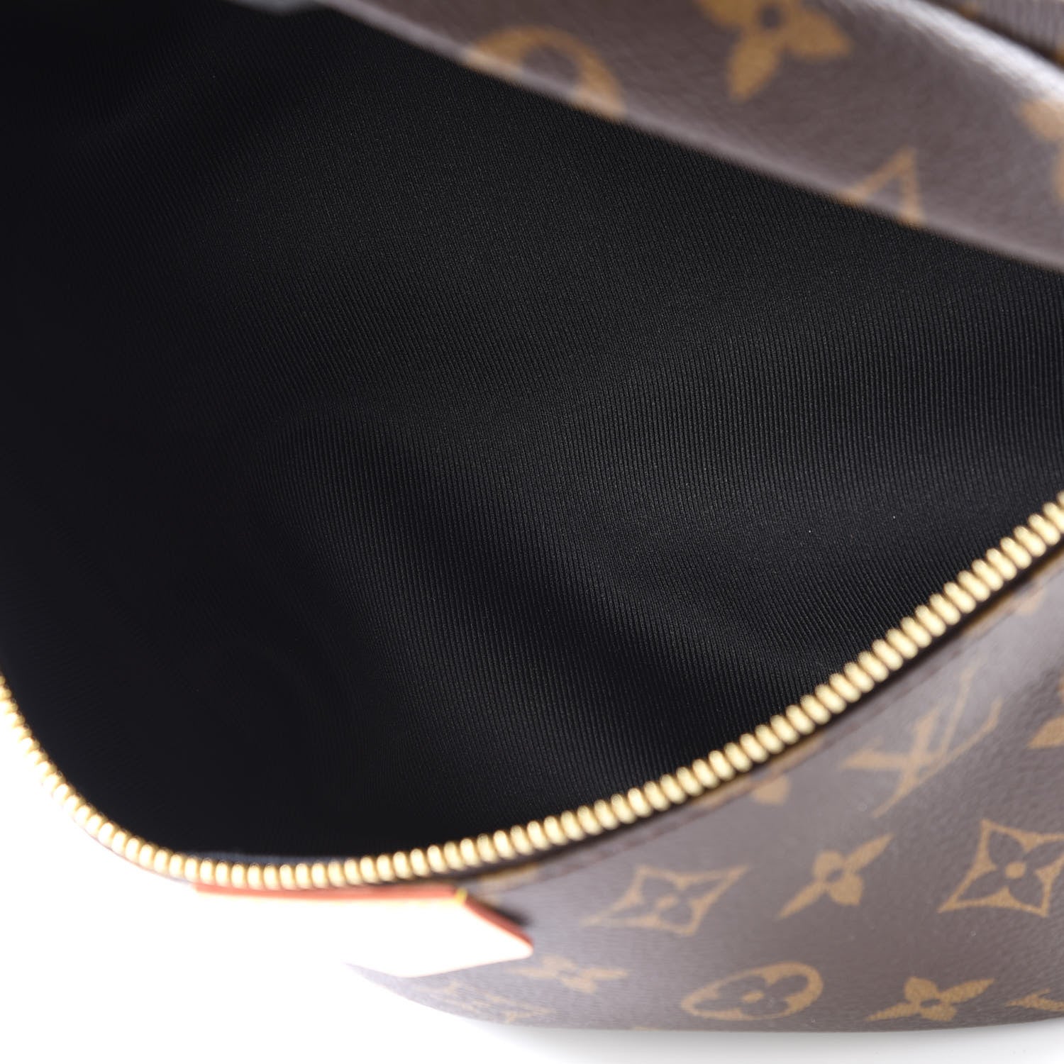 Louis Vuitton Monogram Bumbag 4 of 8
