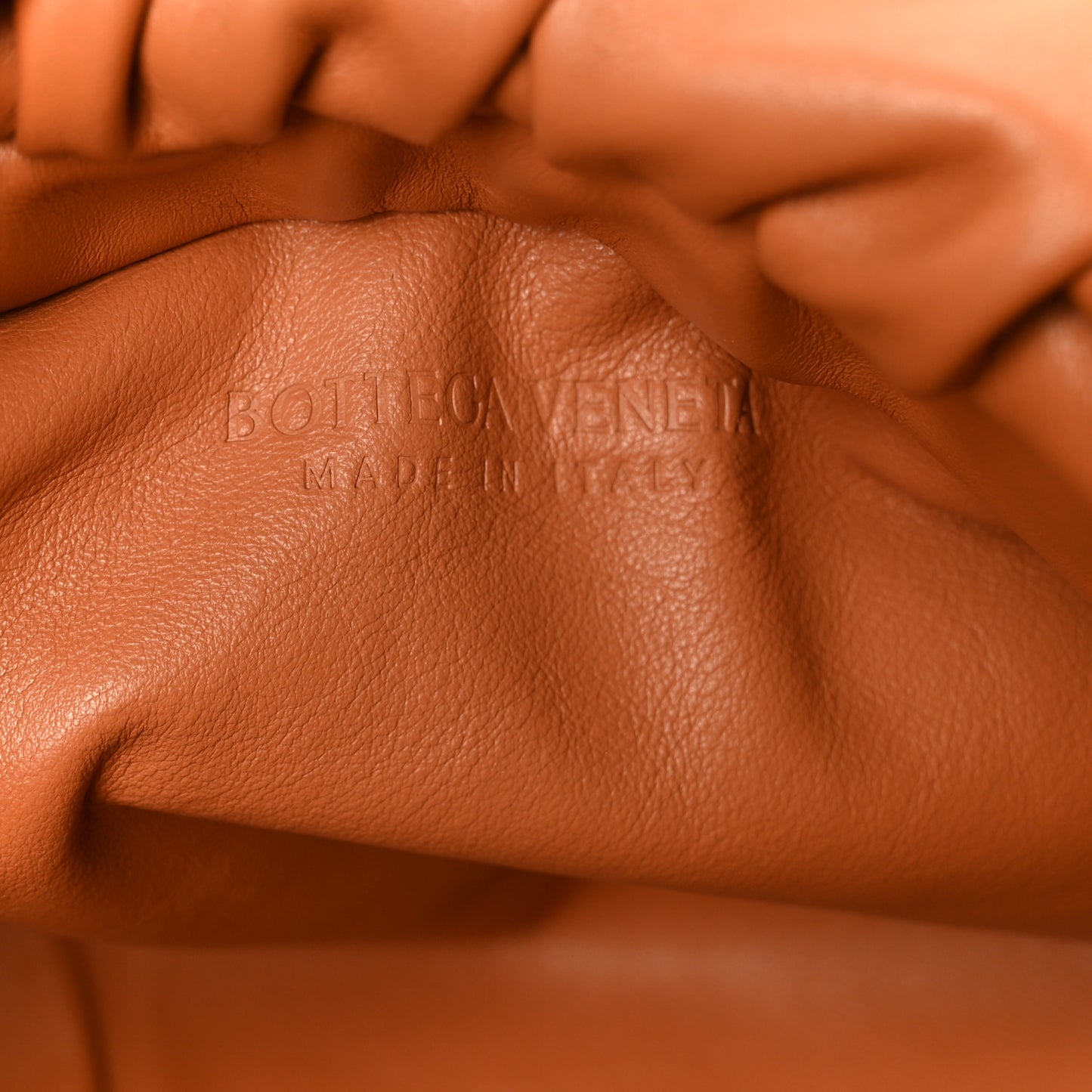 Calfskin The Pouch Chain Clay