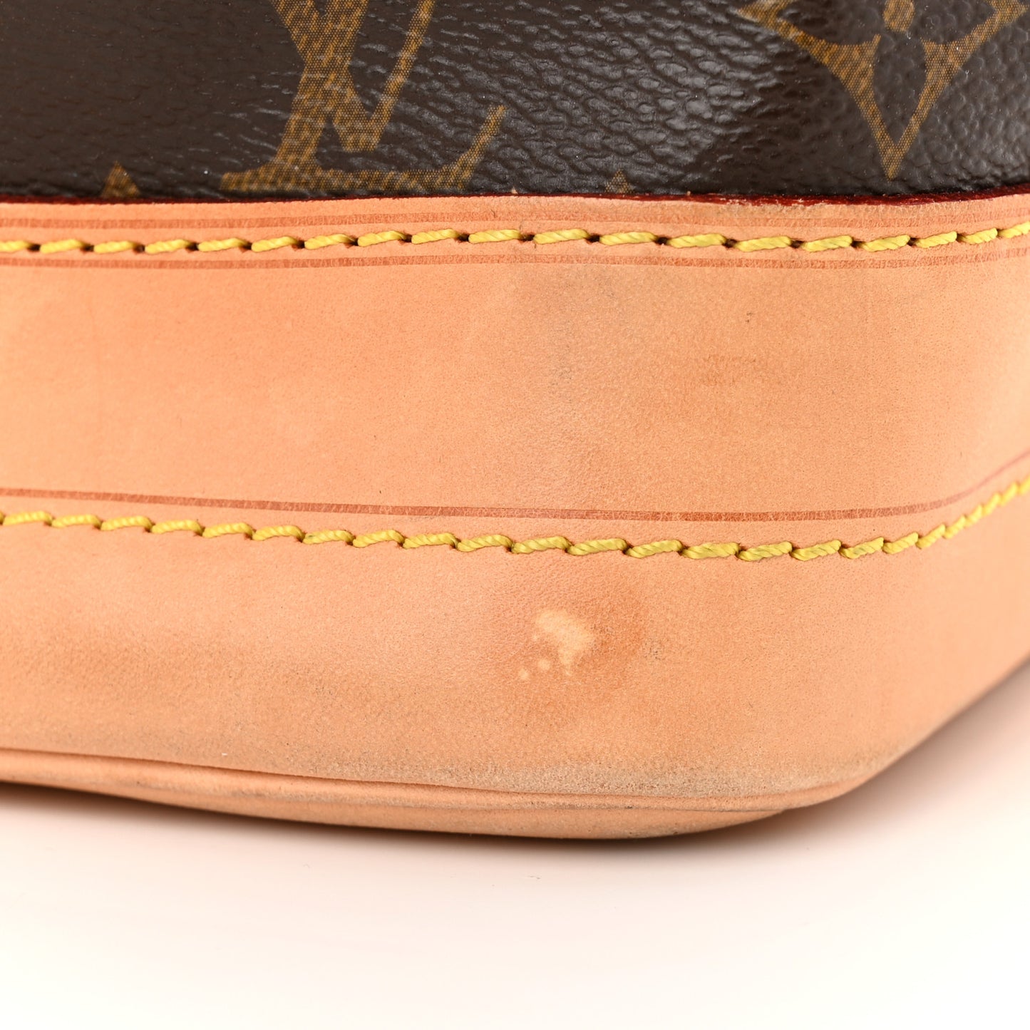 Monogram Noe
