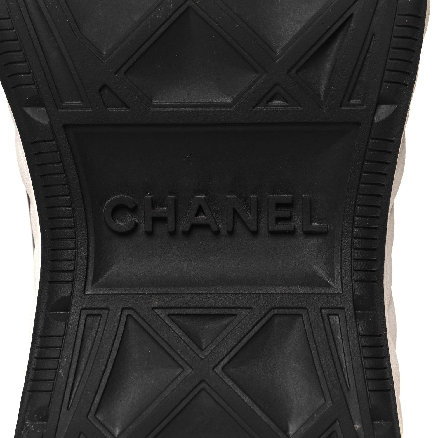 Chanel Velvet Calfskin Mixed Fibers CC Sneakers 38 Black 8 of 9