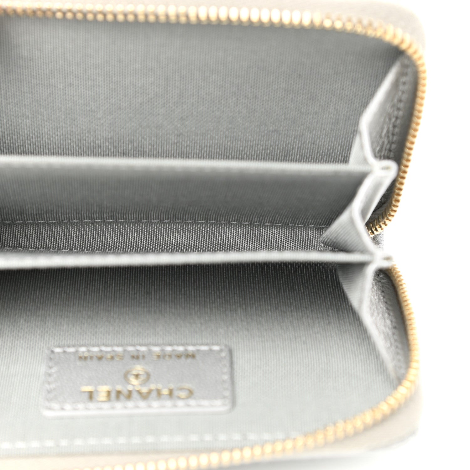 Chanel Metallic Goatskin Quilted Chanel 19 Zip Around Coin Purse Wallet Silver 8 of 15