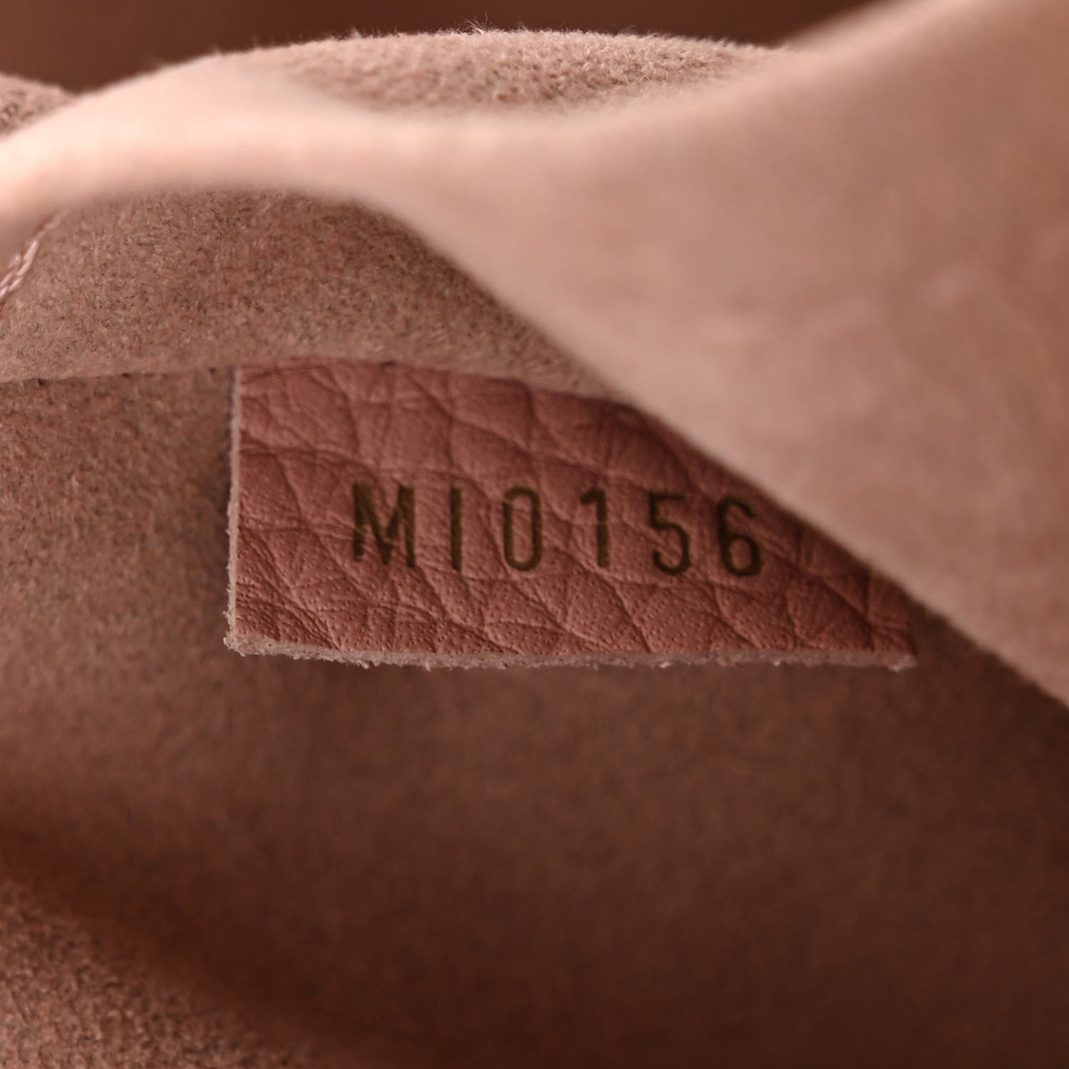 Louis Vuitton Taurillon Volta Magnolia 8 of 11