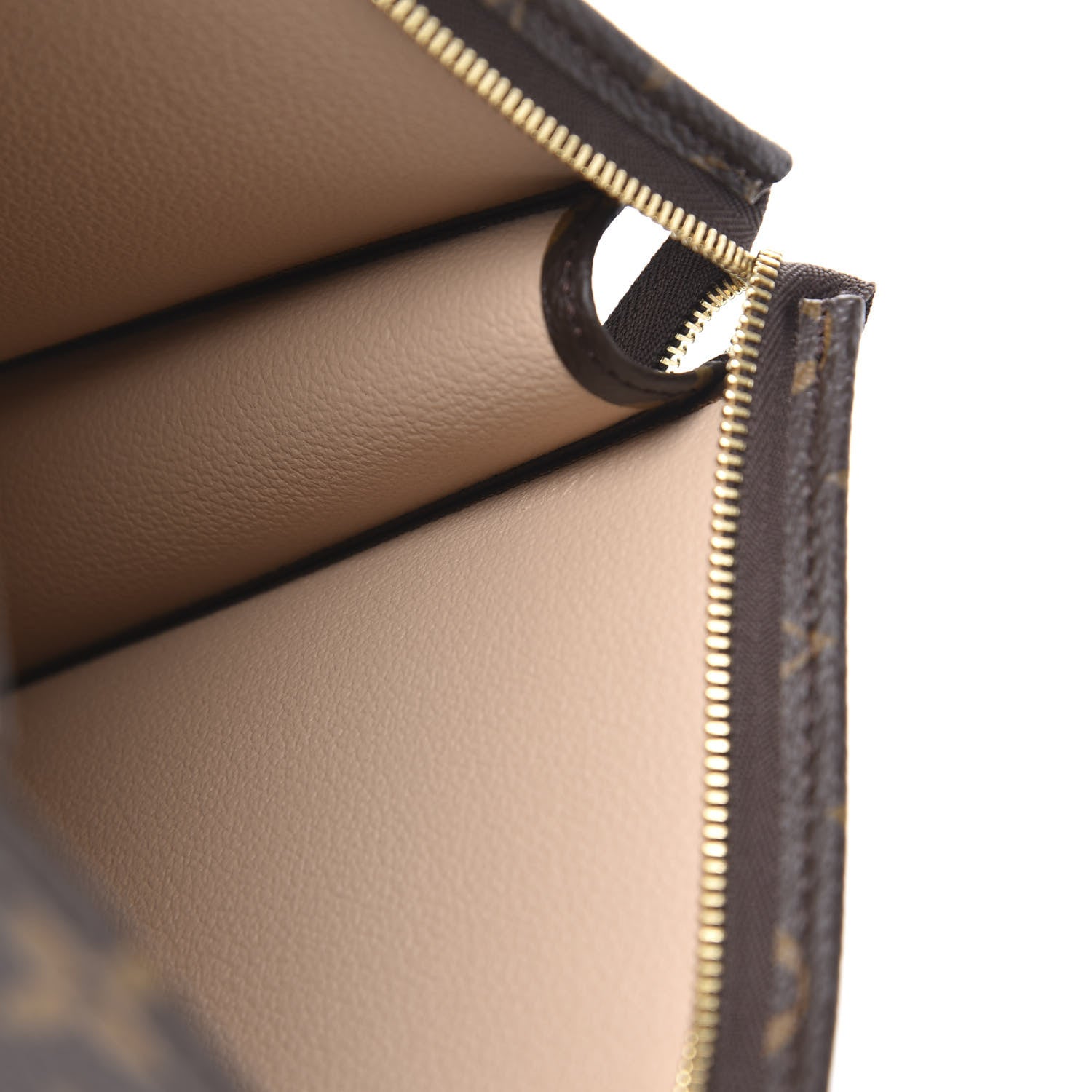 Louis Vuitton Monogram Toiletry Pouch 26 6 of 9