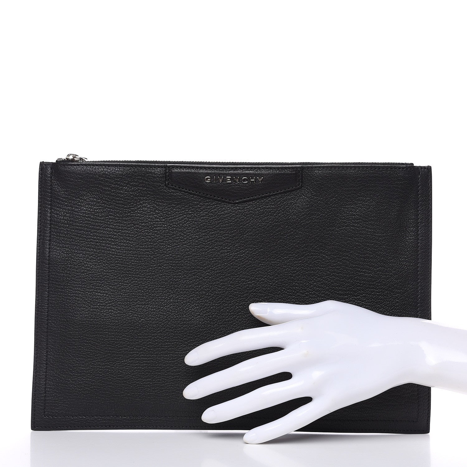 Givenchy Sugar Goatskin Medium Antigona Pouch Black 2 of 7
