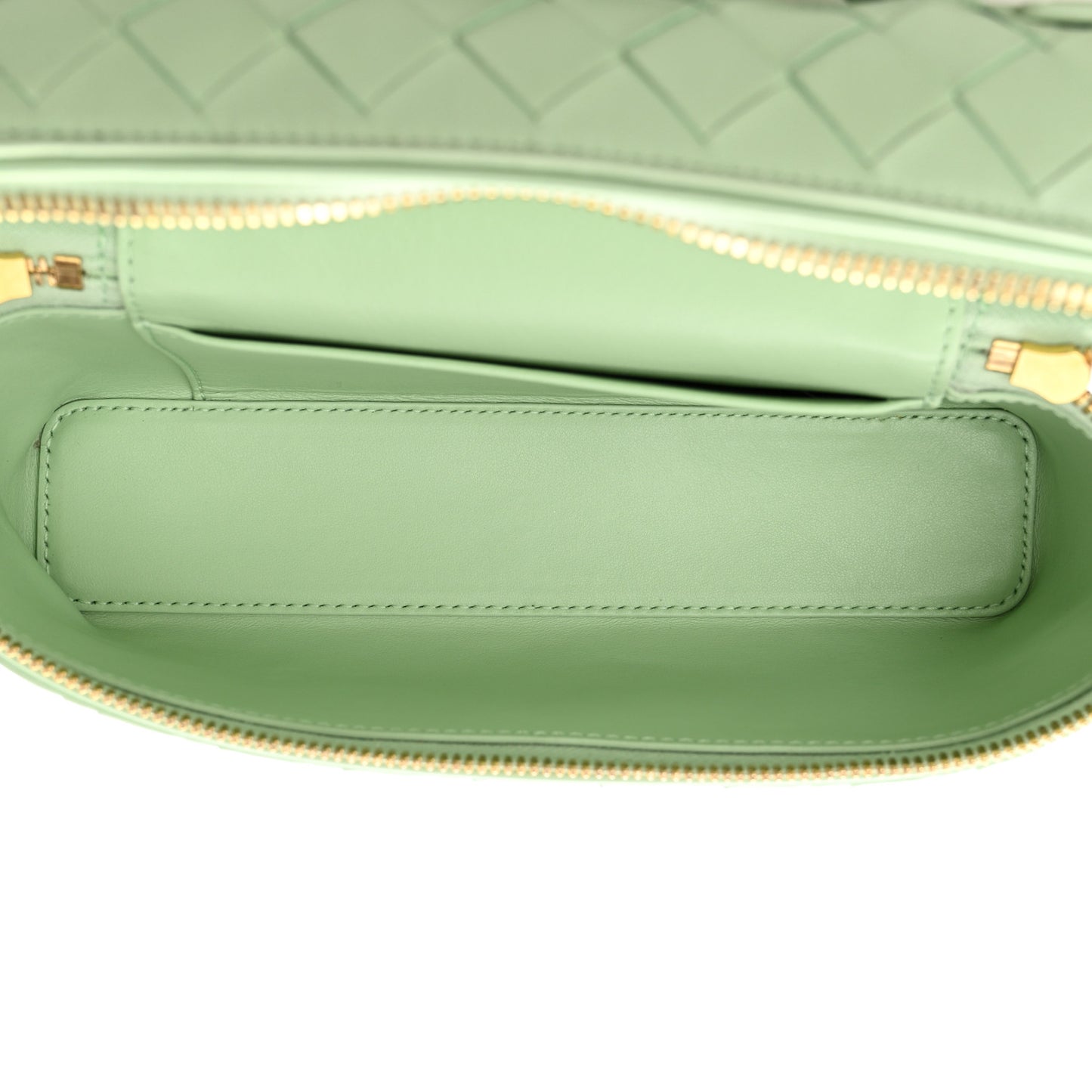 Calfskin Intrecciato Bang Bang Vanity Case Fresh Mint