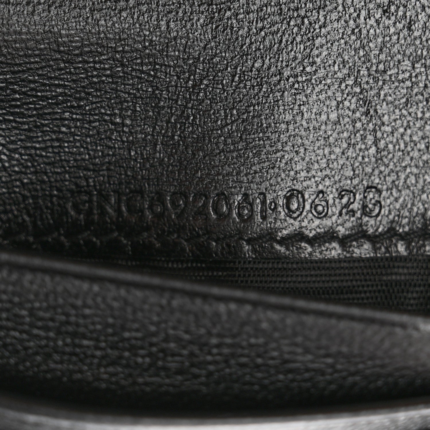 Saint Laurent Grain De Poudre Matelasse Chevron Monogram Compact Tri Fold Wallet Black 6 of 6